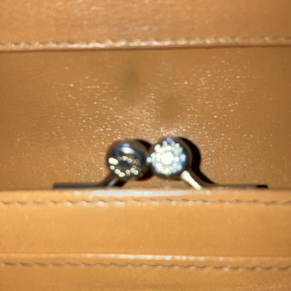 Celine vintage Kisslock monogram Wallet w/gold hardware excellent condit… - Picture 8 of 13